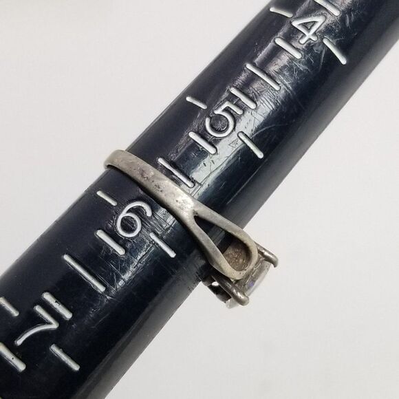 Vintage Sterling Silver Ring with Oval Solitaire Rhinestone Center, Size 5 1/2 - Picture 6 of 8